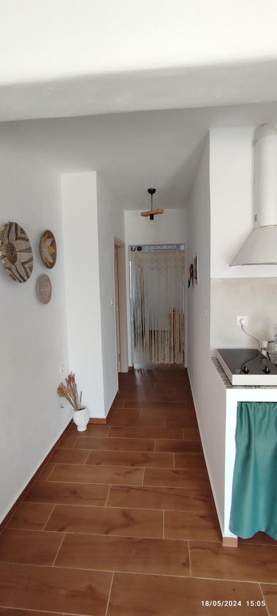 White Lotus Seaside Apartment Kini Exterior photo