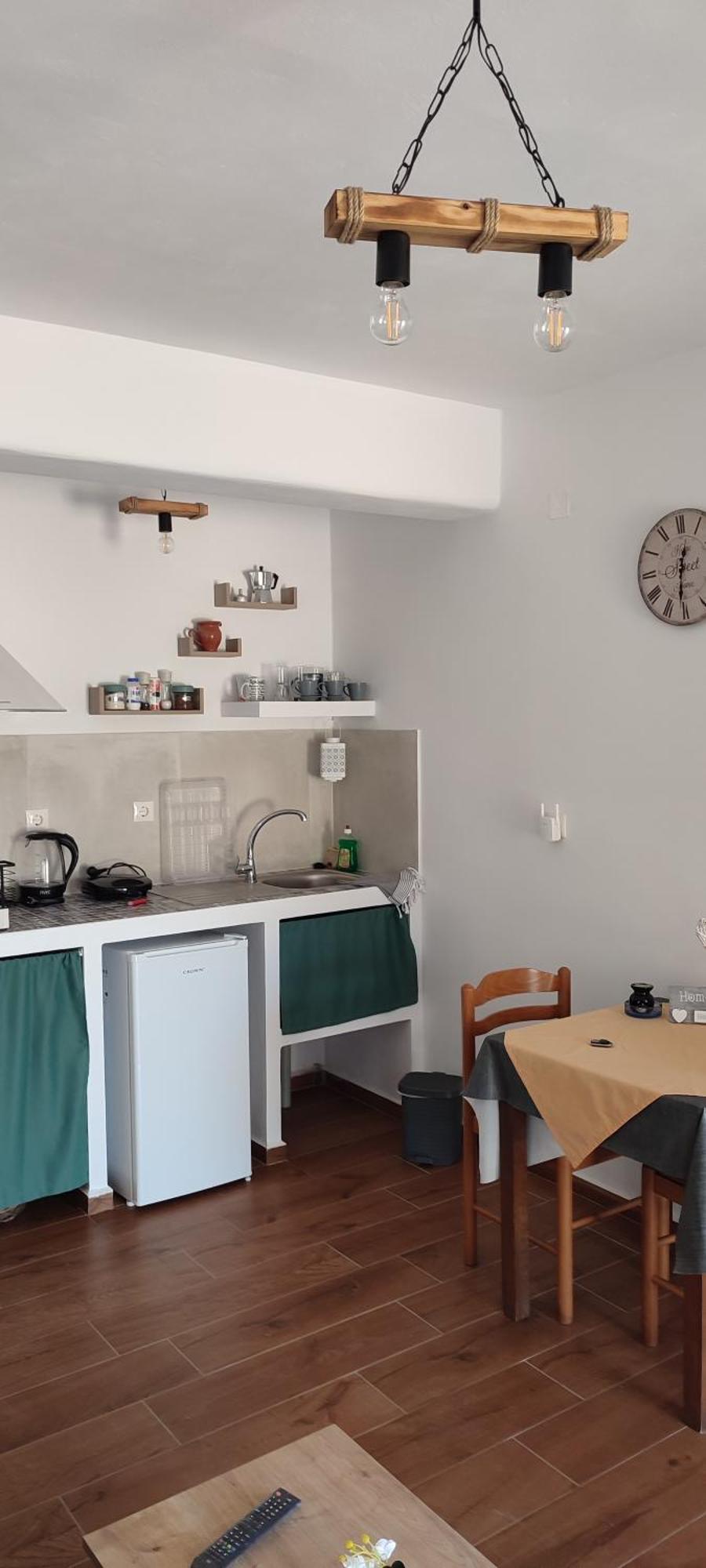 White Lotus Seaside Apartment Kini Exterior photo